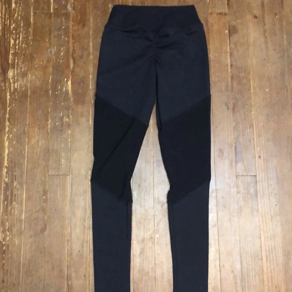 ABS2B fitness scrunch butt mesh panel leggings - Picture 4 of 5